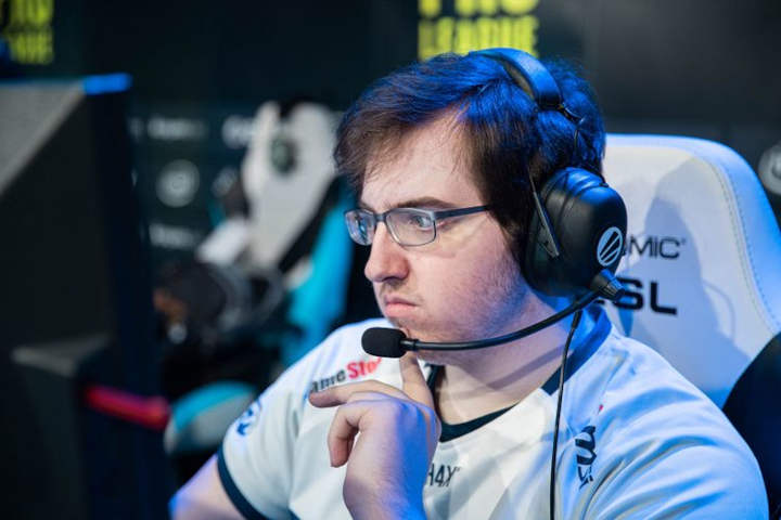 yay - top valorant players